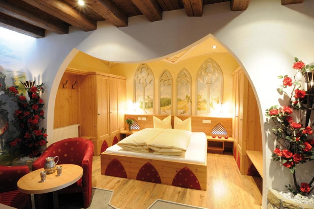 Hotel Camona & Apart Walserhof Samnaun Pokoj fotografie